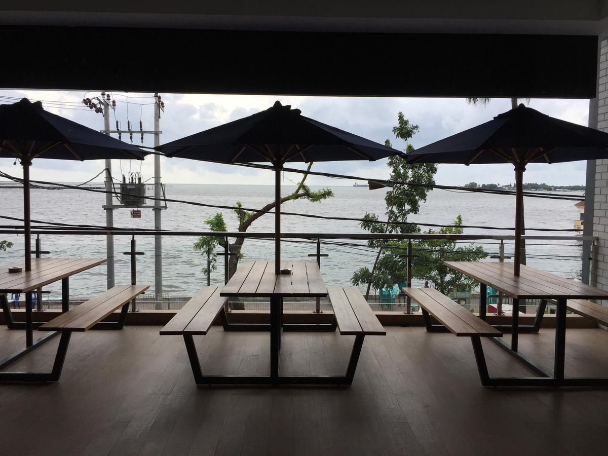 Expressia Hotel Makassar Eksteriør bilde