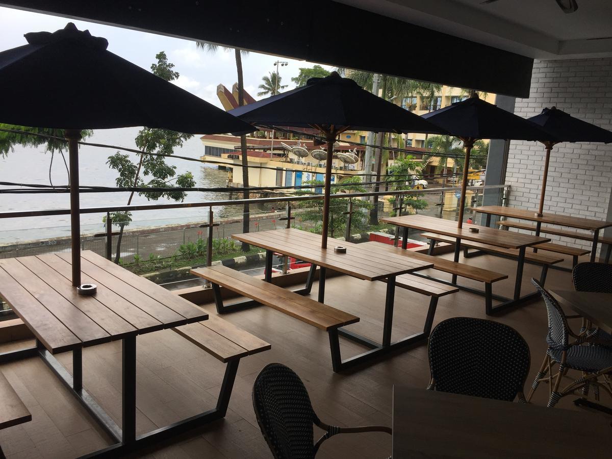 Expressia Hotel Makassar Eksteriør bilde
